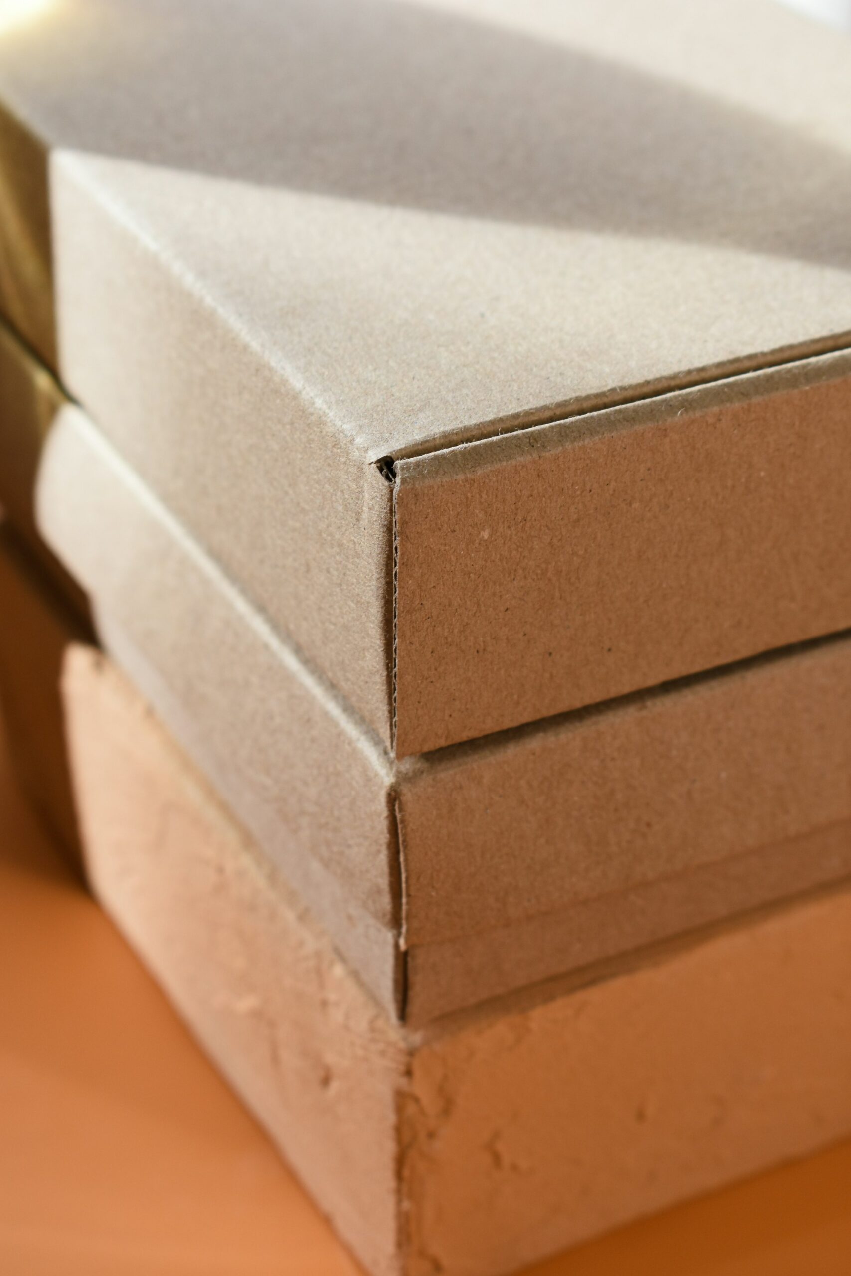 Angles de boîtes en carton
